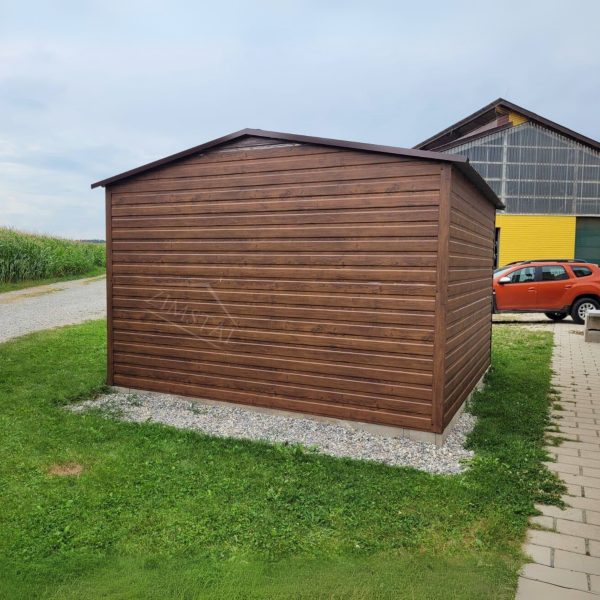 Garaż blaszany domek ogrodowy 3,5×3,5 dach dwuspadowy kolor drewnopodobny orzech