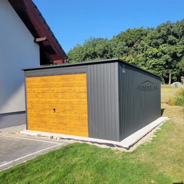 Garaż blaszany 4×5 dach jednospadowy kolor antracyt/złoty dąb