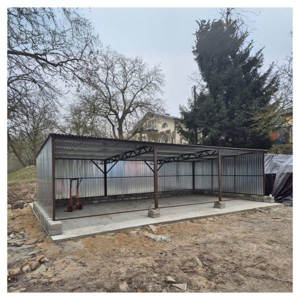garaż blaszany carport ocynkowany trzystanowiskowy spad do tyłu